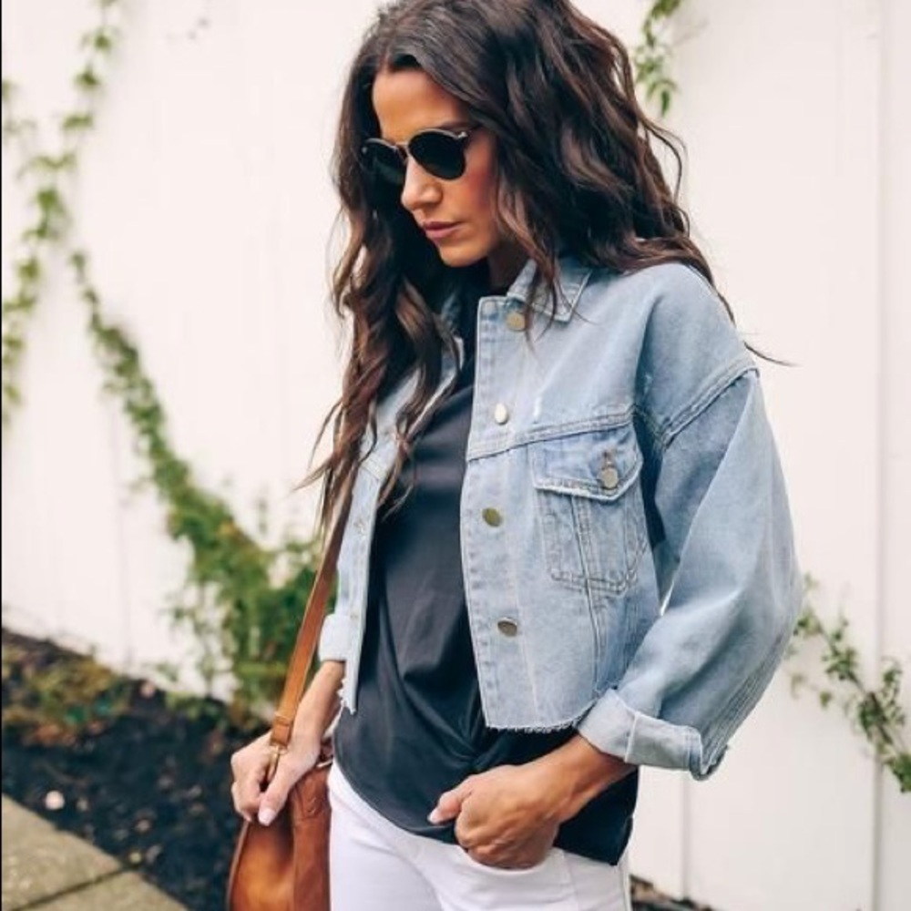 Never Worn VICI Cropped Denim Jacket